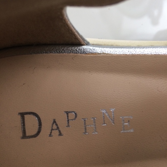 Silver open wedge sandal - Picture 5 of 6